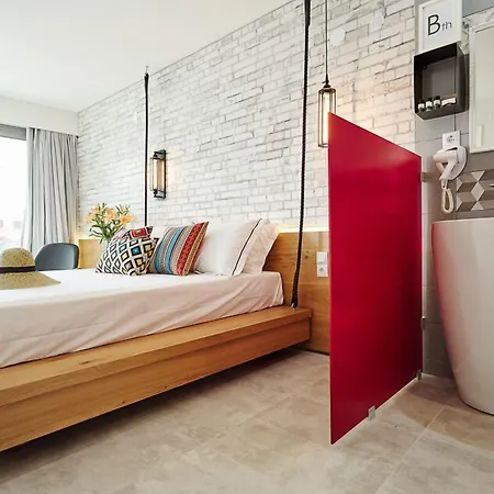 La Boheme Luxury Living يميناريا